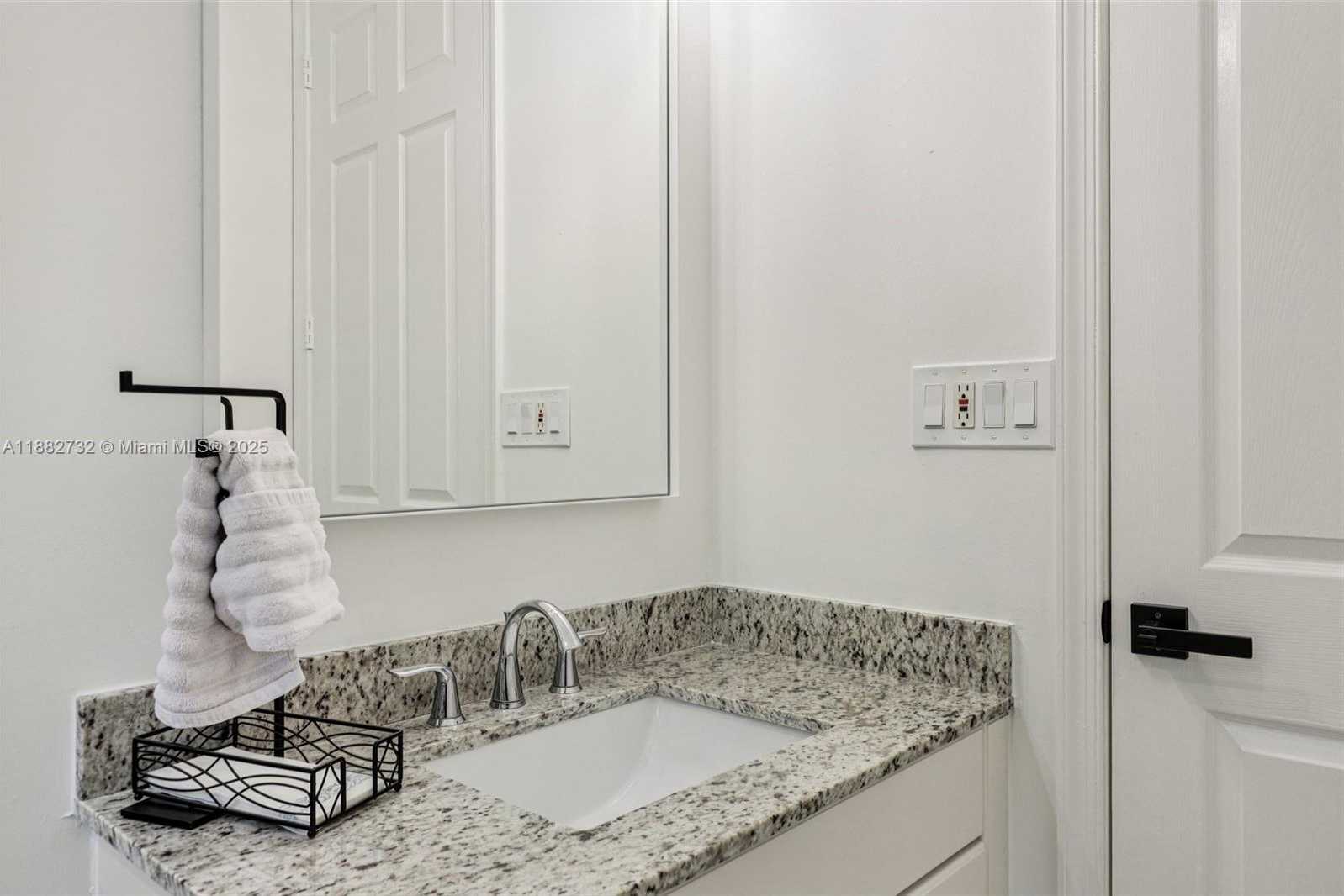 Small Image of 11759 PARADISE COVE LN, Wellington Number 25