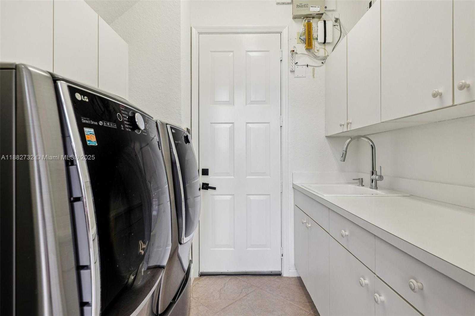 Small Image of 11759 PARADISE COVE LN, Wellington Number 26