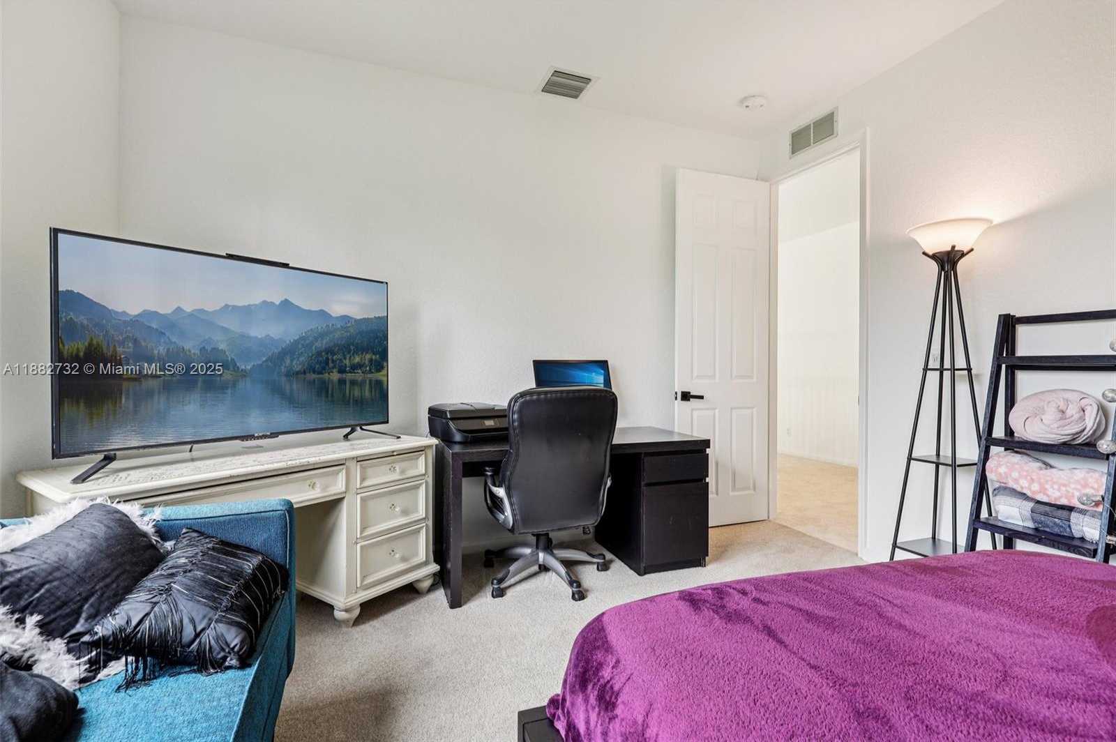 Small Image of 11759 PARADISE COVE LN, Wellington Number 28
