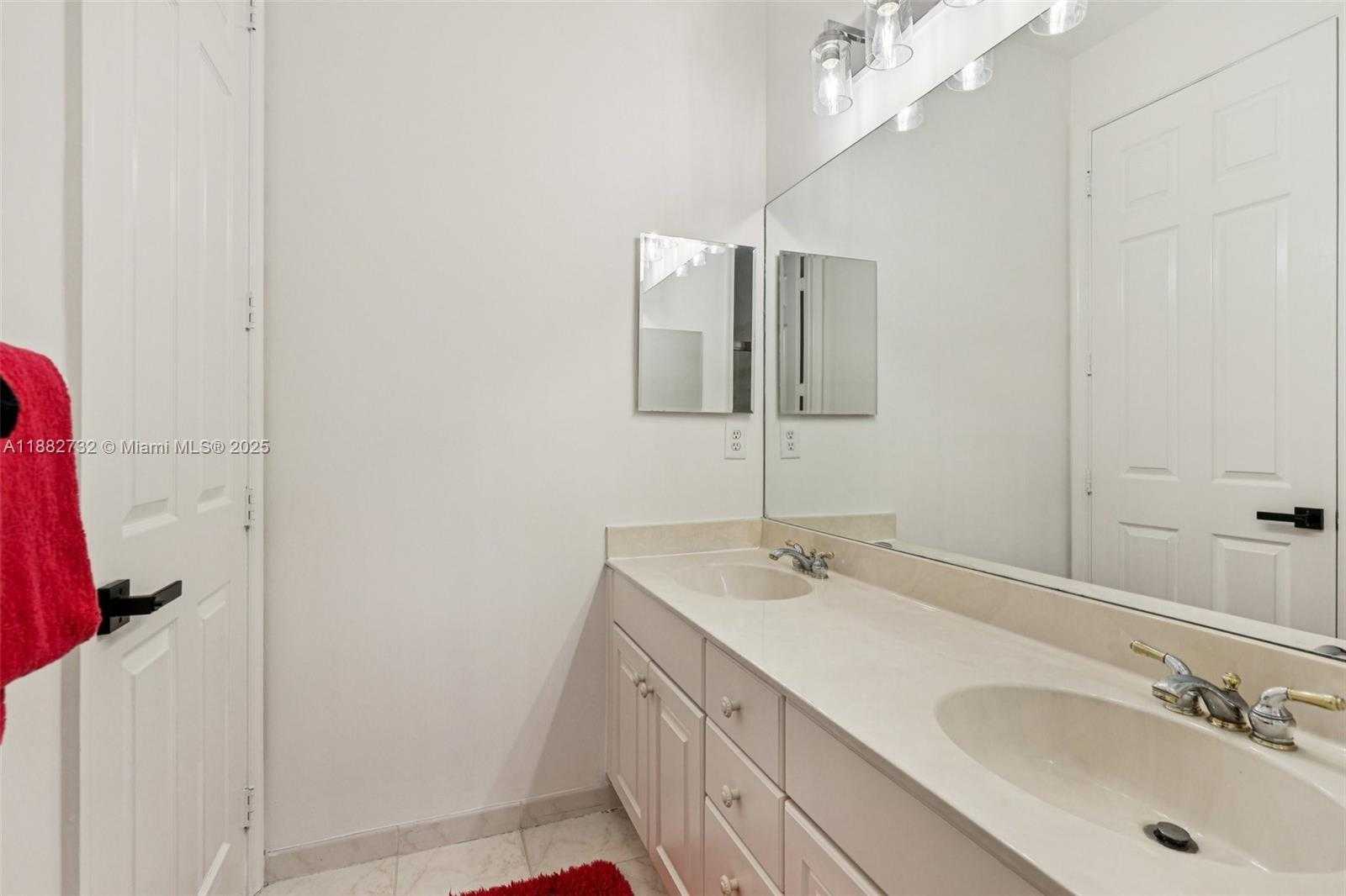 Small Image of 11759 PARADISE COVE LN, Wellington Number 36
