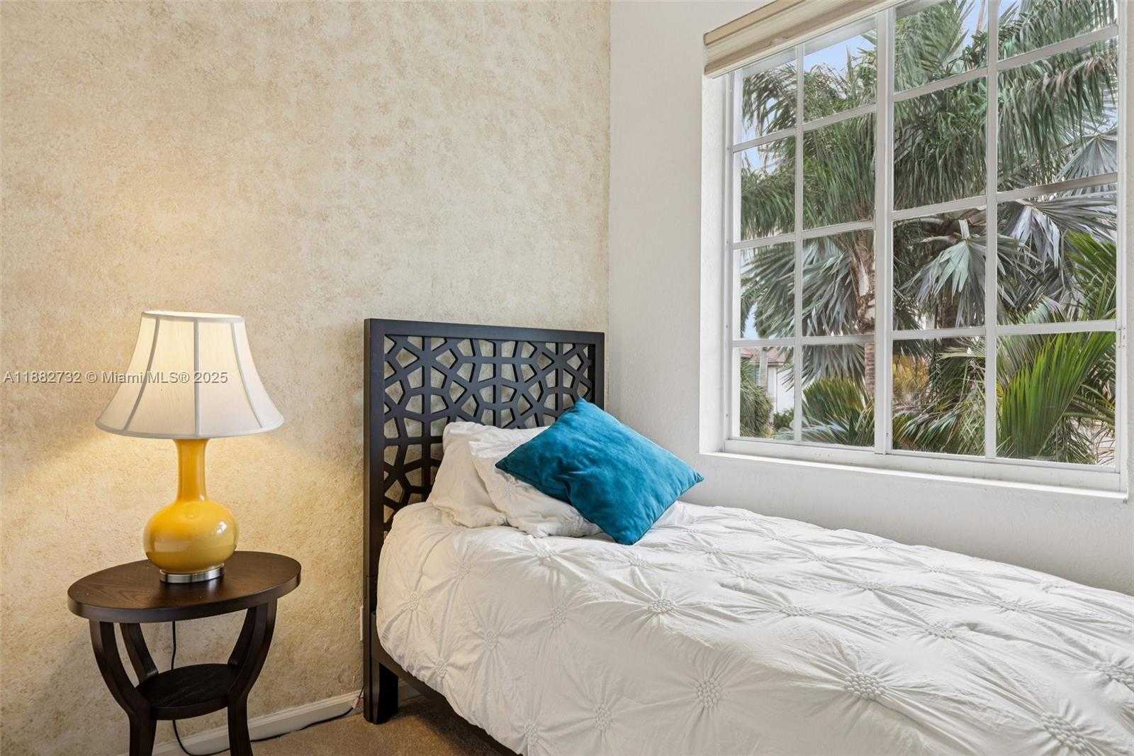 Small Image of 11759 PARADISE COVE LN, Wellington Number 40
