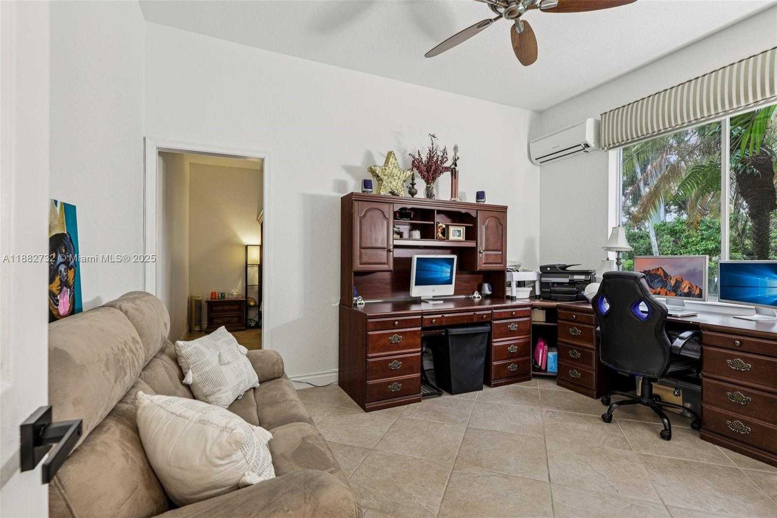 Small Image of 11759 PARADISE COVE LN, Wellington Number 53
