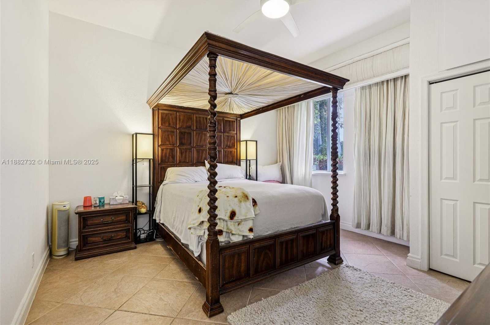 Small Image of 11759 PARADISE COVE LN, Wellington Number 55