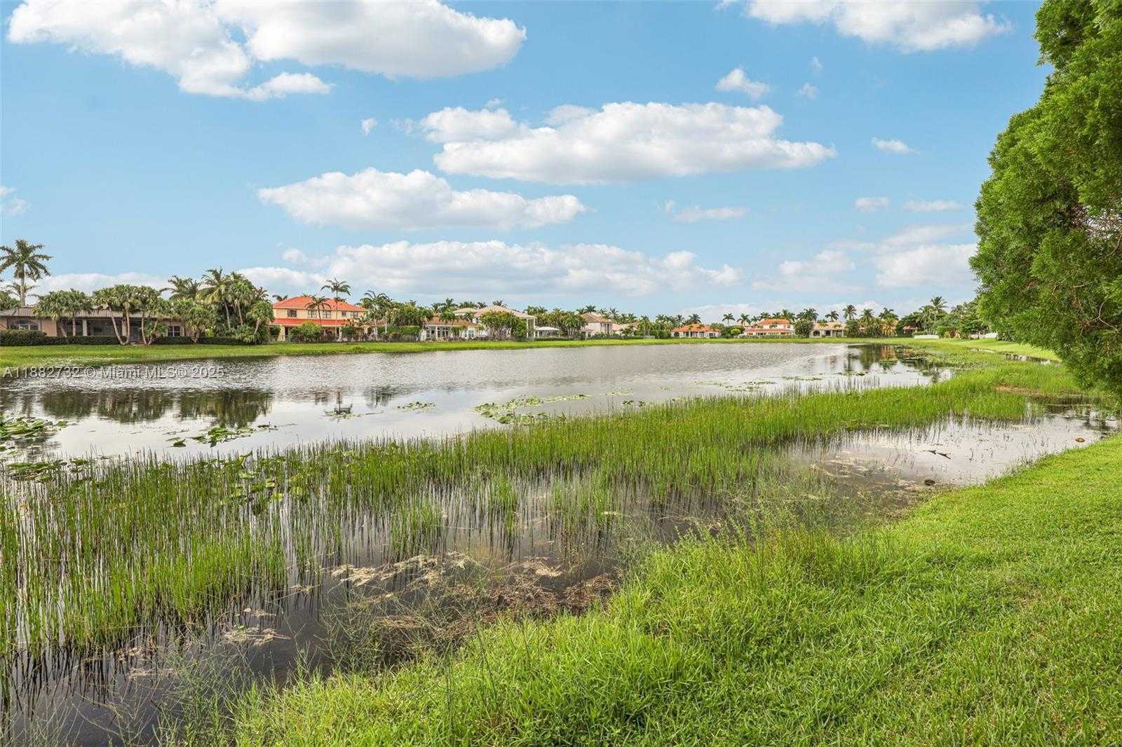 Small Image of 11759 PARADISE COVE LN, Wellington Number 61