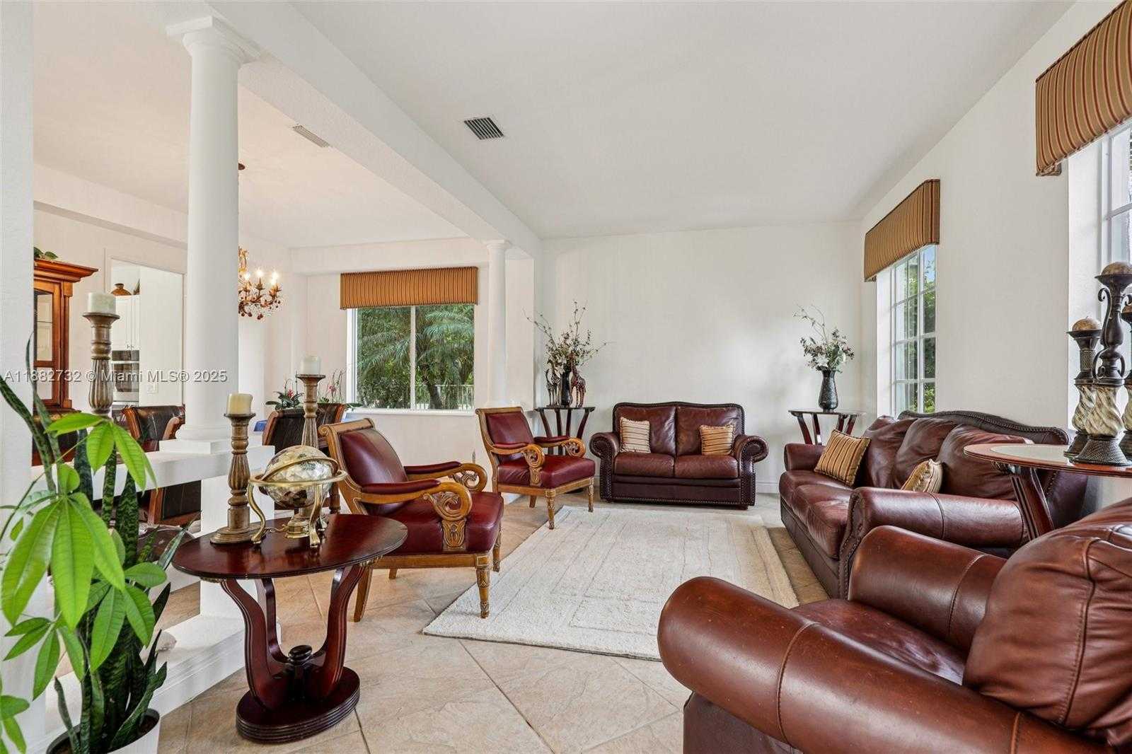 Small Image of 11759 PARADISE COVE LN, Wellington Number 7