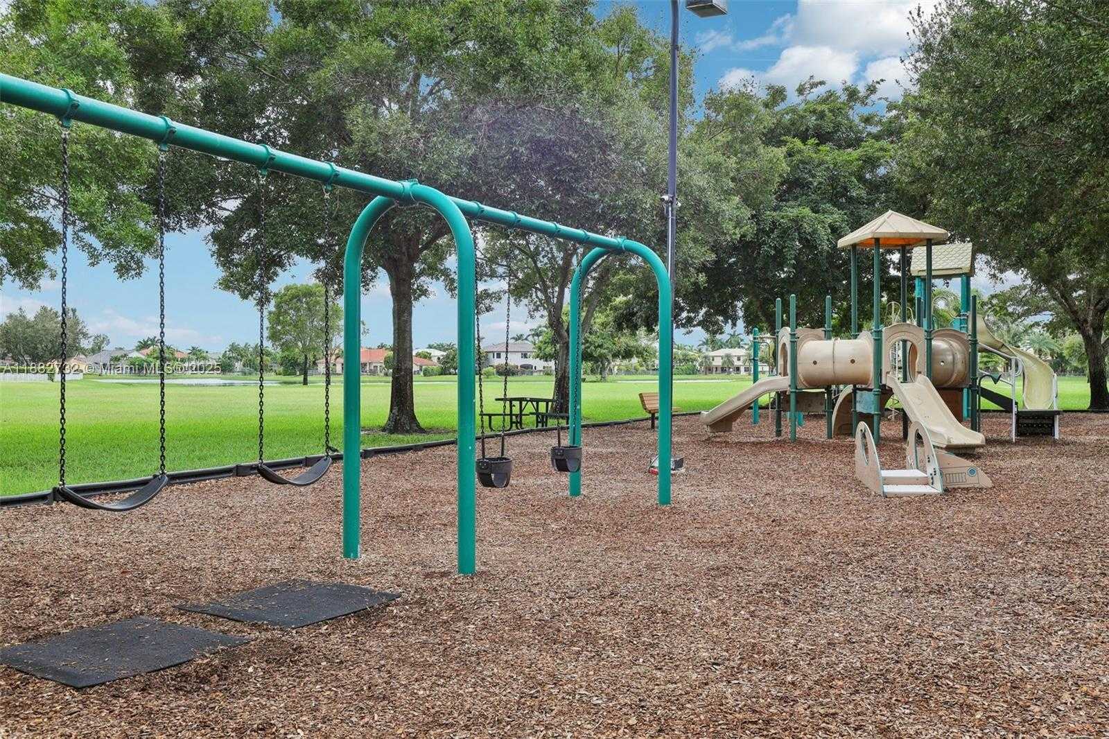 Small Image of 11759 PARADISE COVE LN, Wellington Number 94