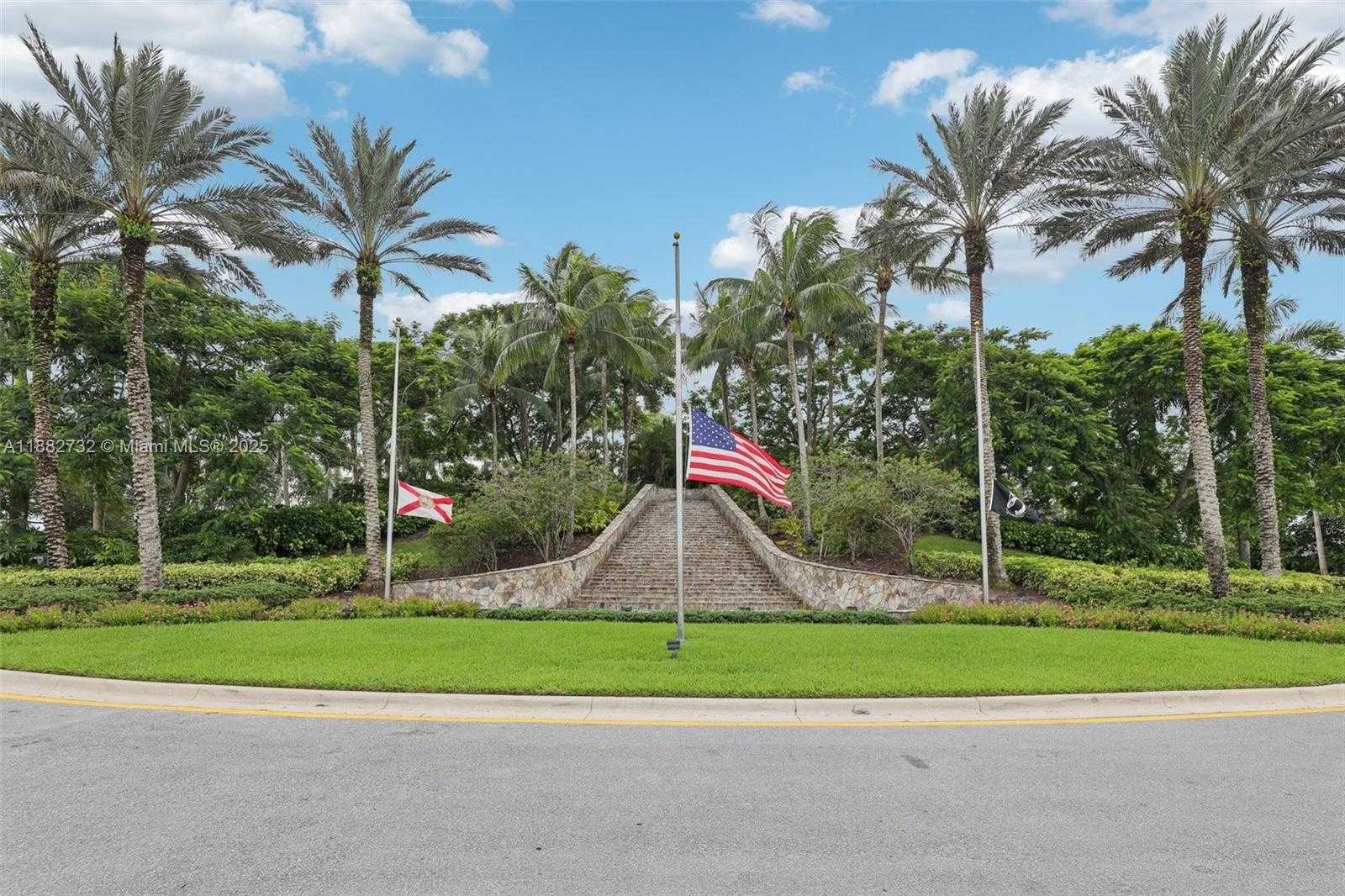 Small Image of 11759 PARADISE COVE LN, Wellington Number 97