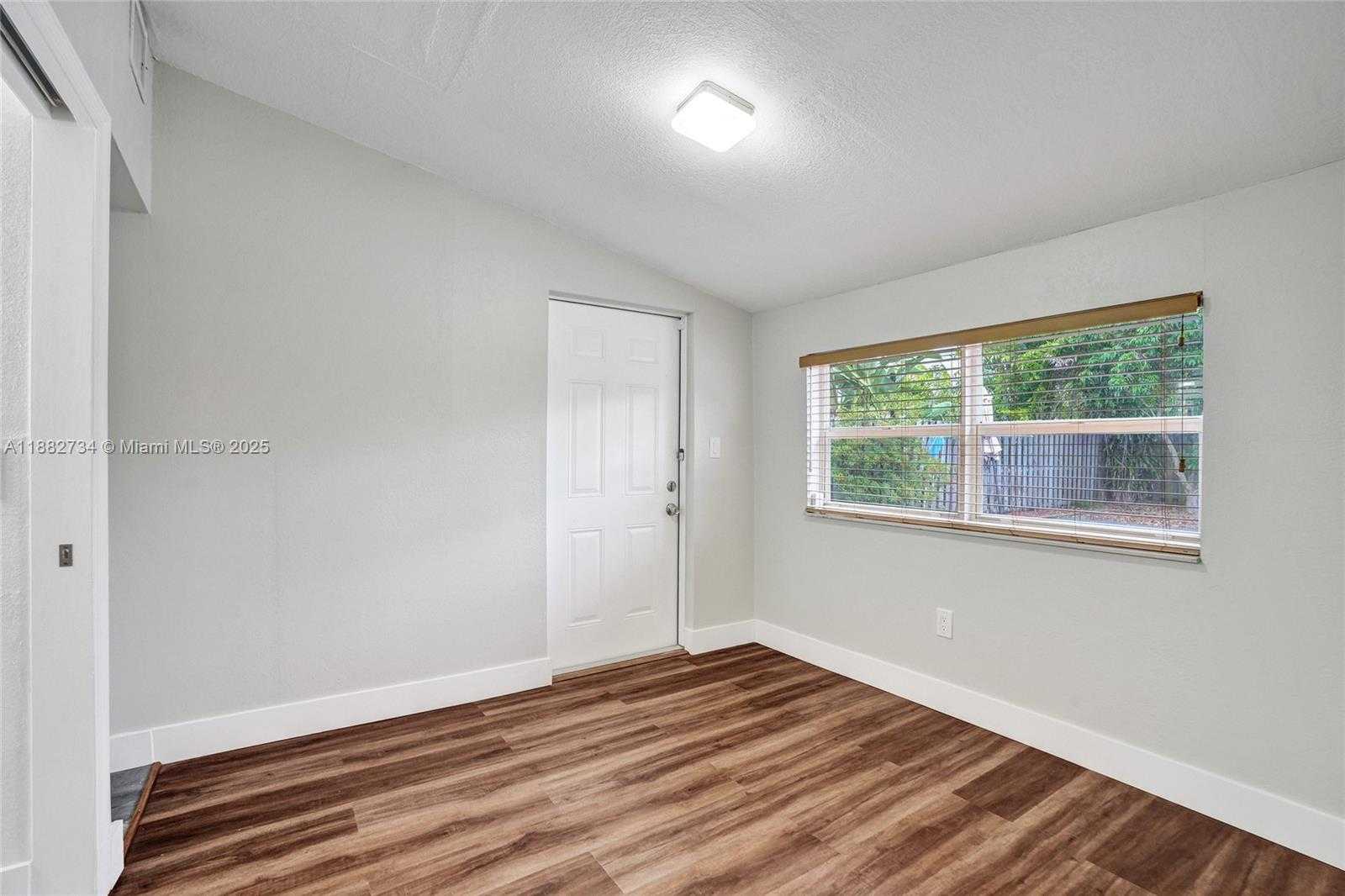 Small Image of 2281 SOUTH WEST 15TH ST, Fort Lauderdale Number 15