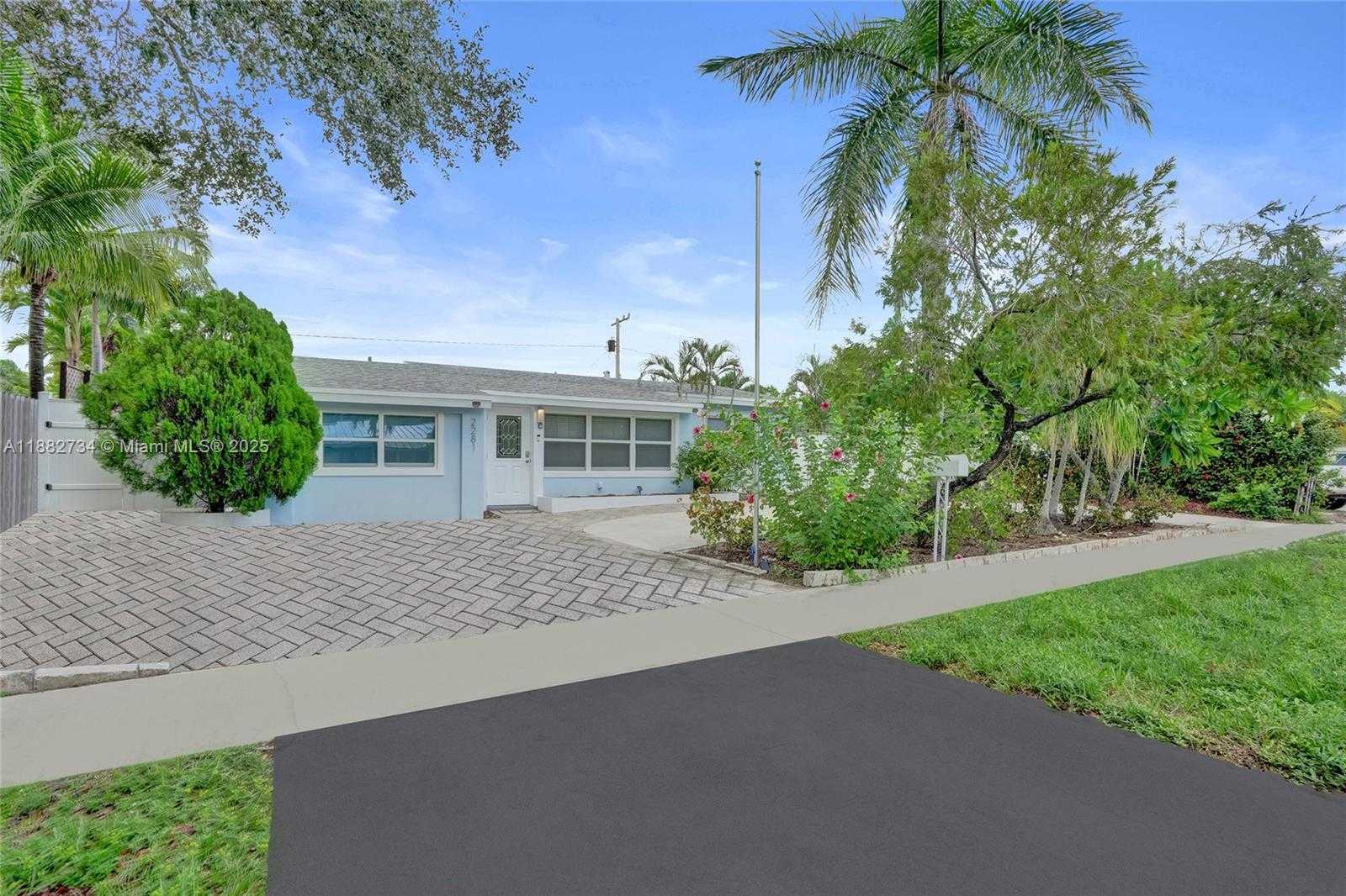 Small Image of 2281 SOUTH WEST 15TH ST, Fort Lauderdale Number 2