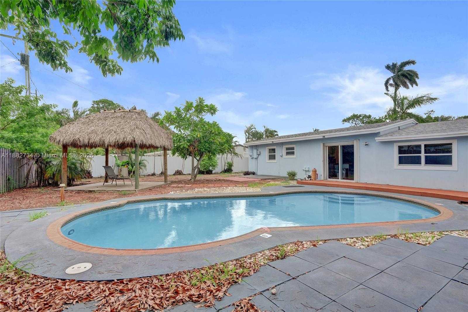 Small Image of 2281 SOUTH WEST 15TH ST, Fort Lauderdale Number 33