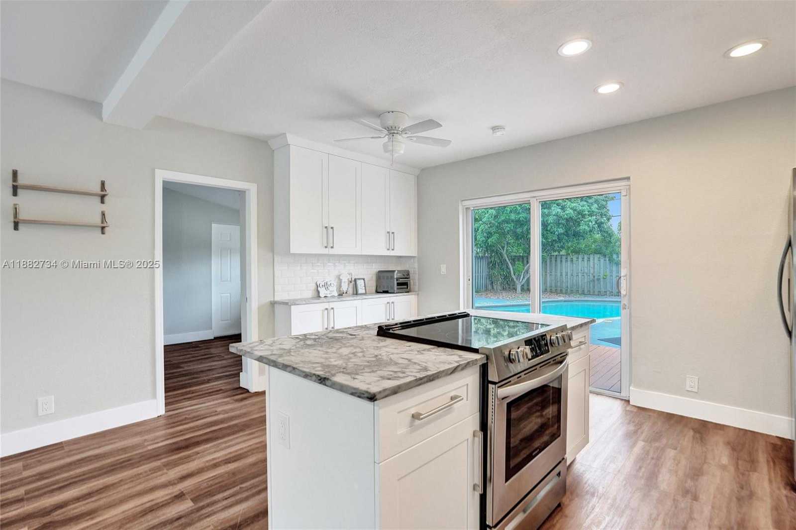 Small Image of 2281 SOUTH WEST 15TH ST, Fort Lauderdale Number 9
