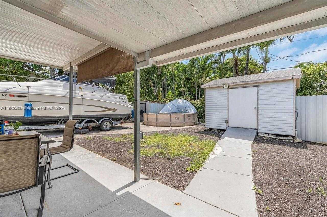Small Image of 4590 EAST 9TH COURT, Hialeah Number 15