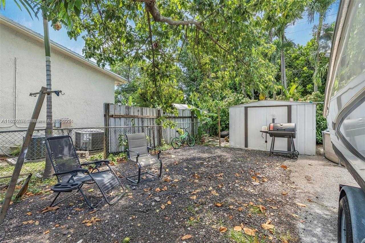 Small Image of 4590 EAST 9TH COURT, Hialeah Number 19