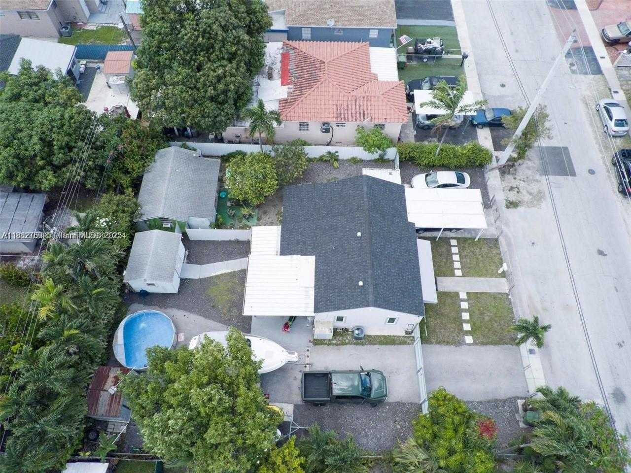 Small Image of 4590 EAST 9TH COURT, Hialeah Number 25