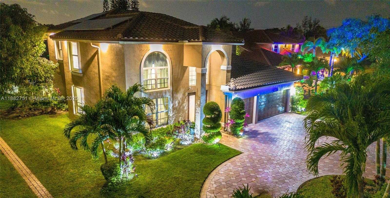 Small Image of 6600 NORTH WEST 56TH DR, Coral Springs Number 2