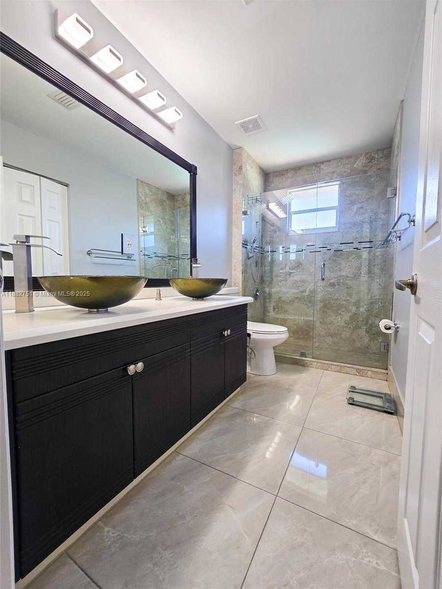 Small Image of 6600 NORTH WEST 56TH DR, Coral Springs Number 41