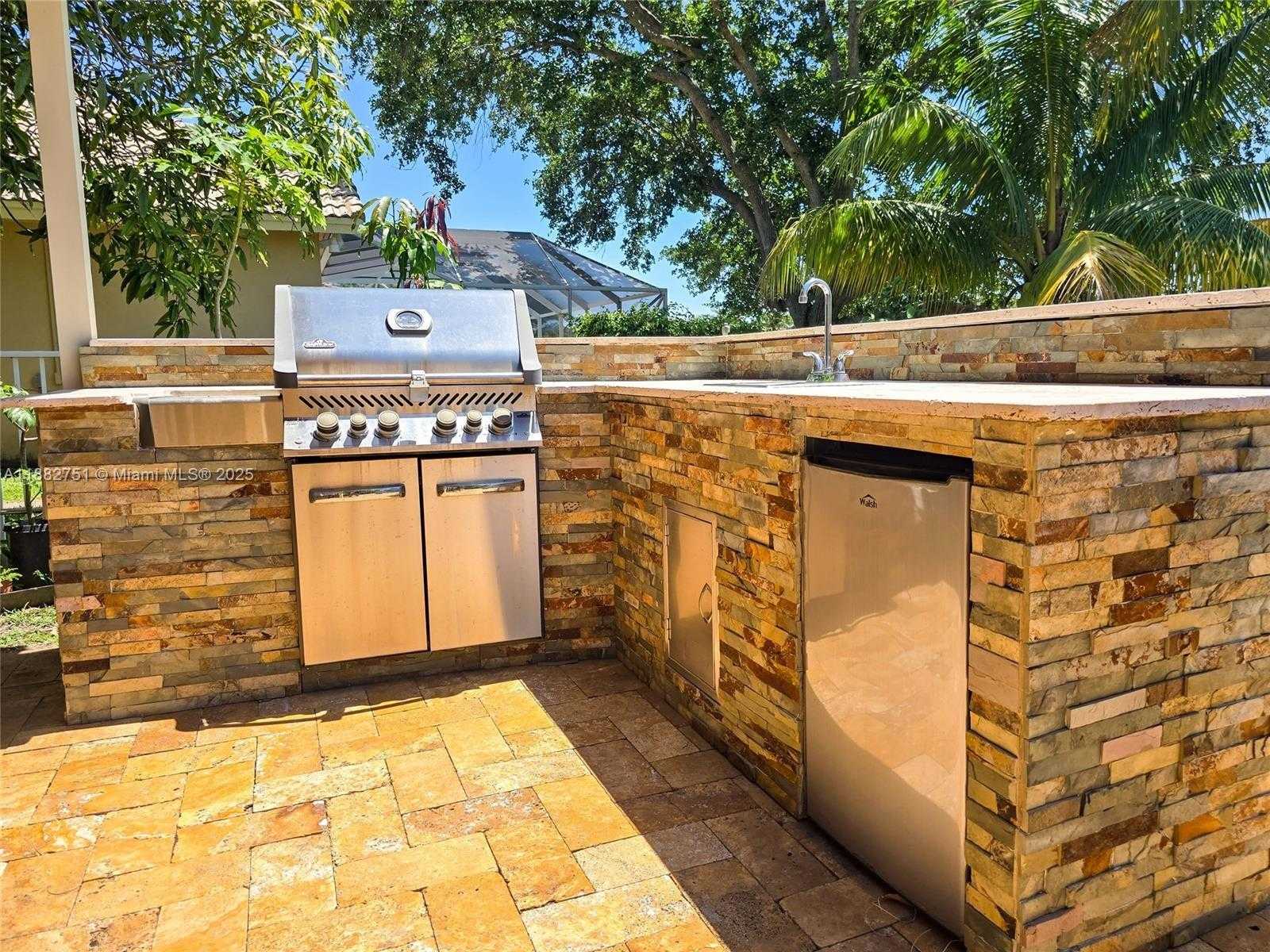 Small Image of 6600 NORTH WEST 56TH DR, Coral Springs Number 6