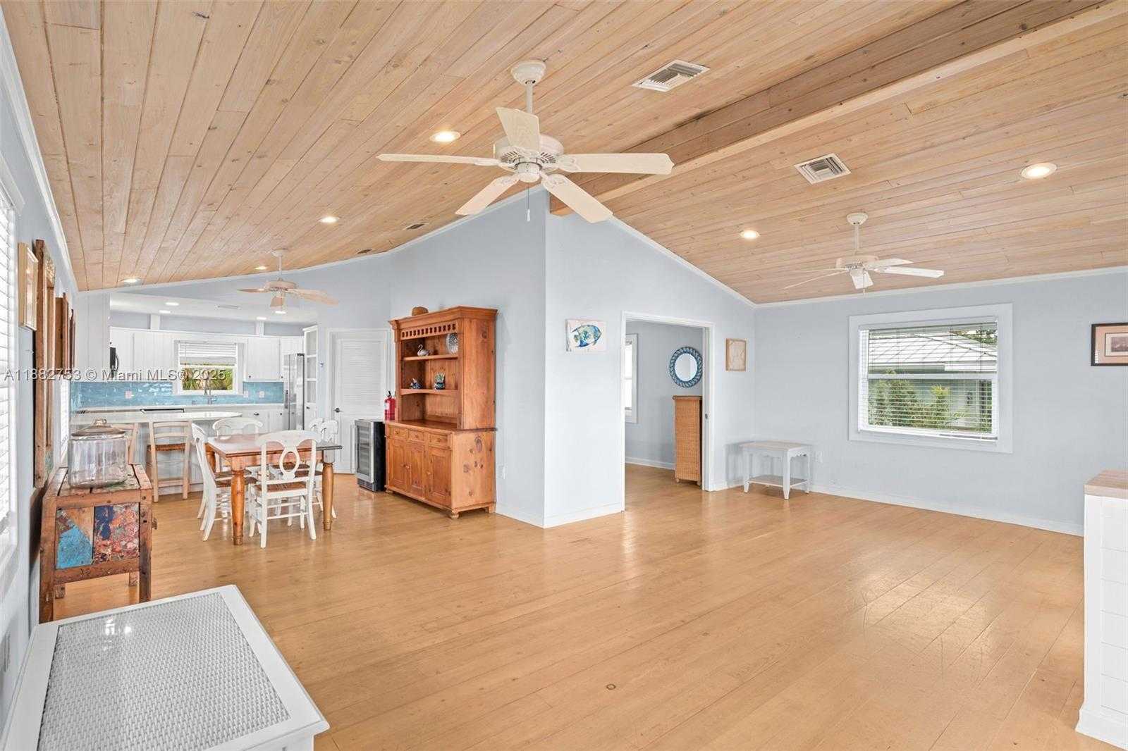 Small Image of 25 VIP ISLAND UNIT A, Grant Valkaria Number 5