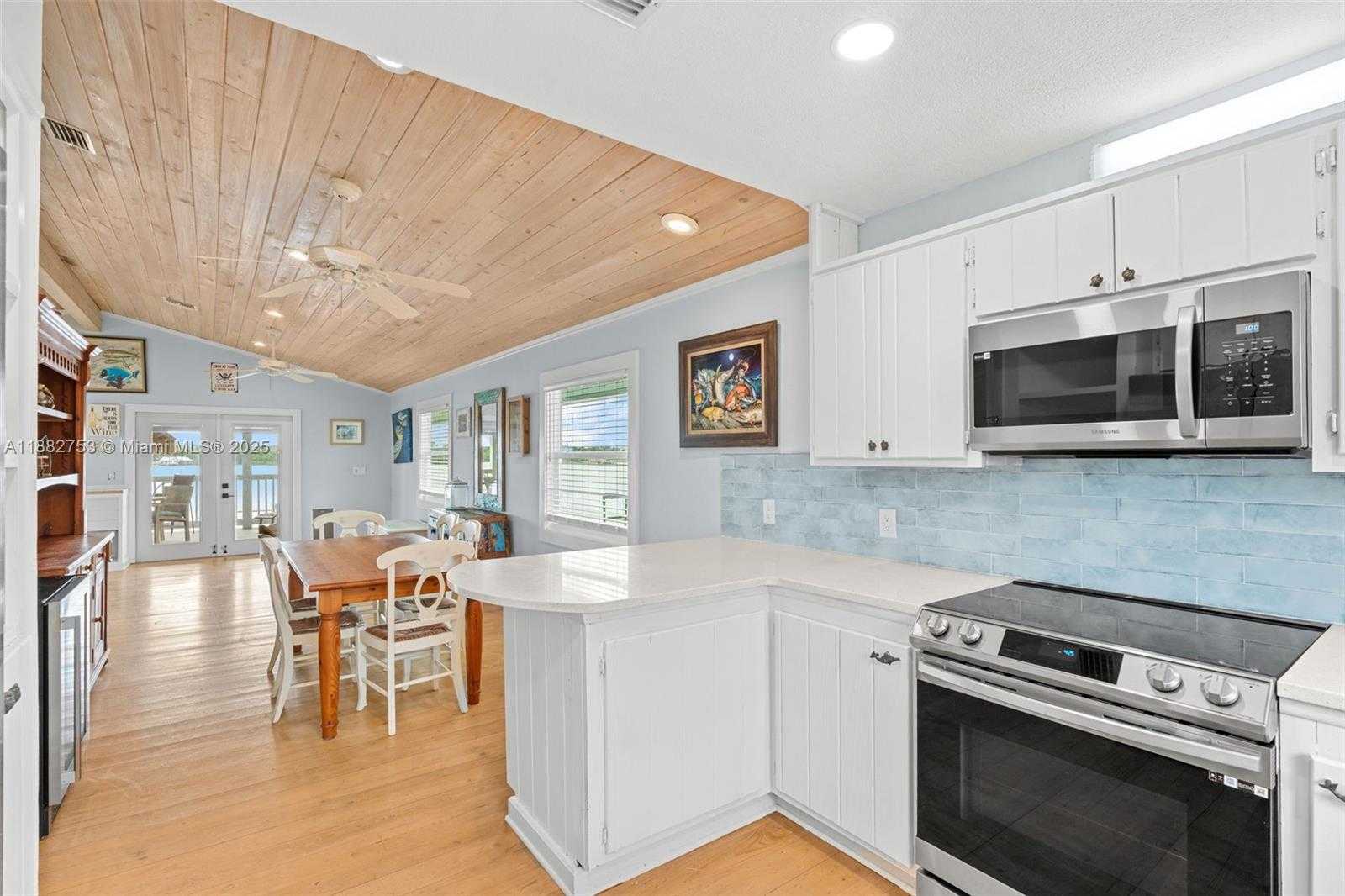 Small Image of 25 VIP ISLAND UNIT A, Grant Valkaria Number 7