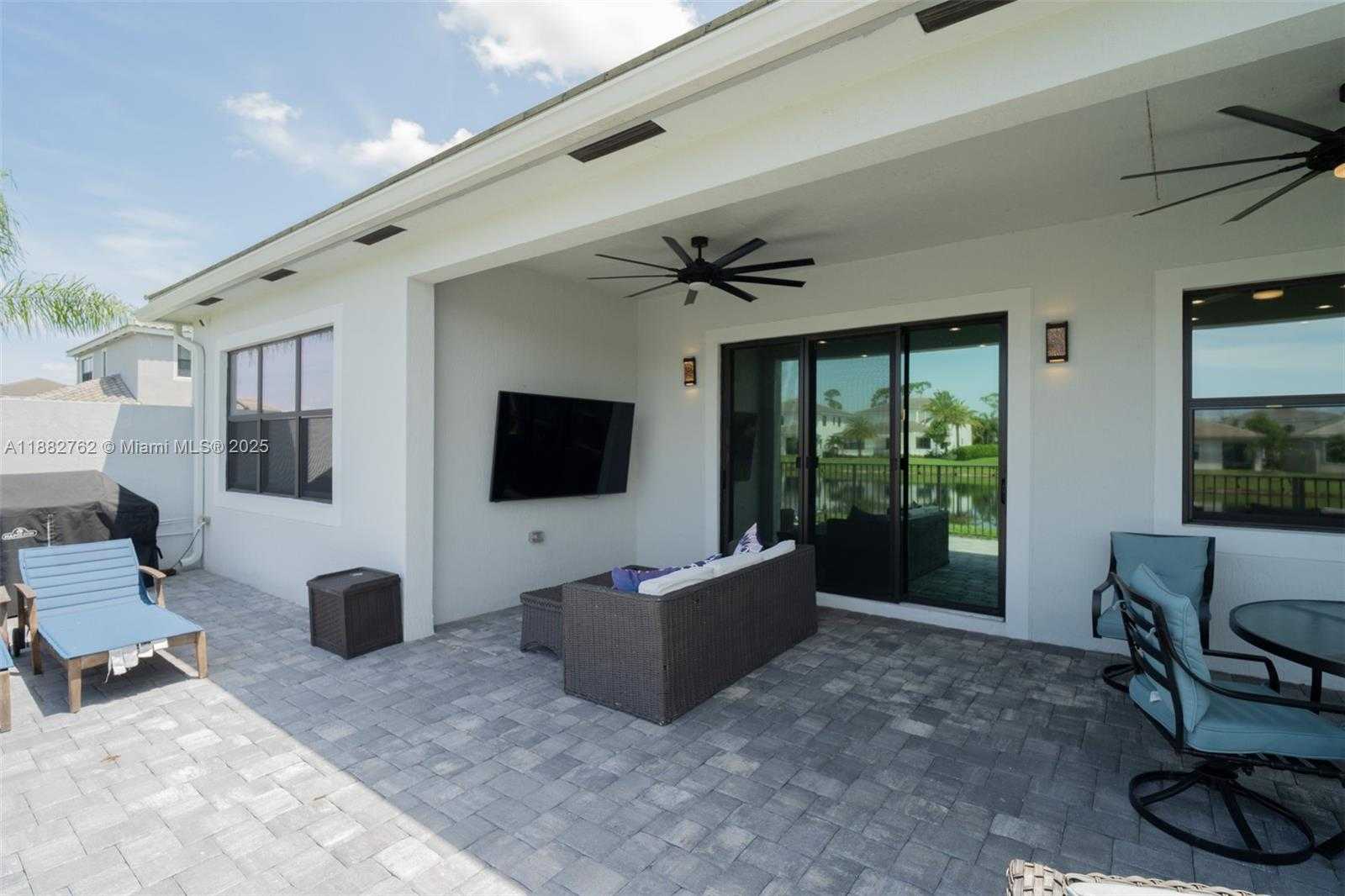 Small Image of 7315 ESTERO DR, Lake Worth Number 17