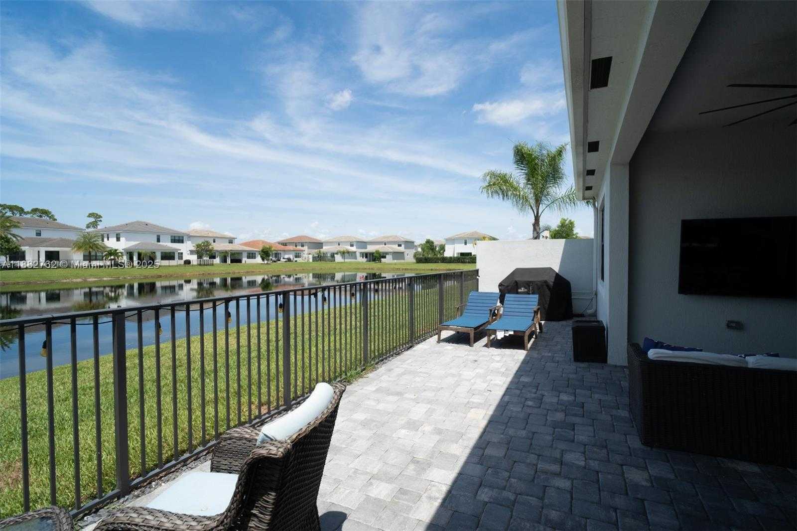 Small Image of 7315 ESTERO DR, Lake Worth Number 18