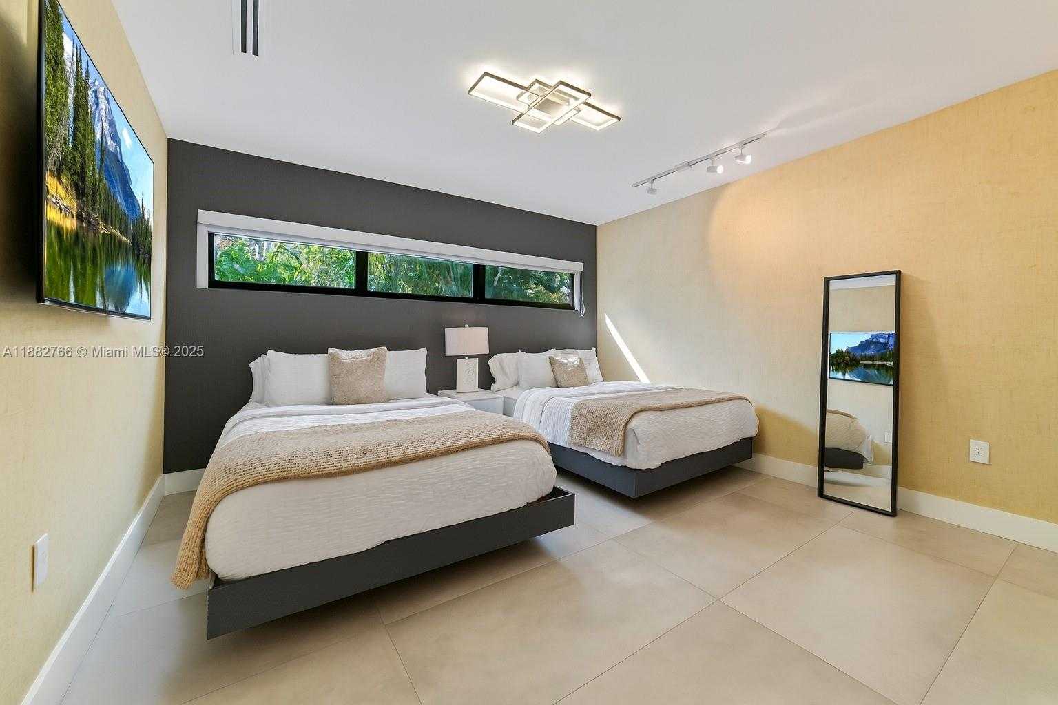 Small Image of 8365 SOUTH WEST 185TH TER, Cutler Bay Number 6