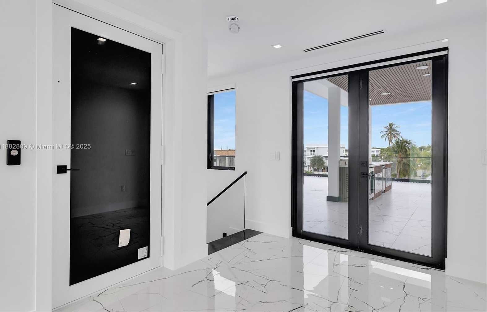 Small Image of 141 GRASSY RD, Key Largo Number 34