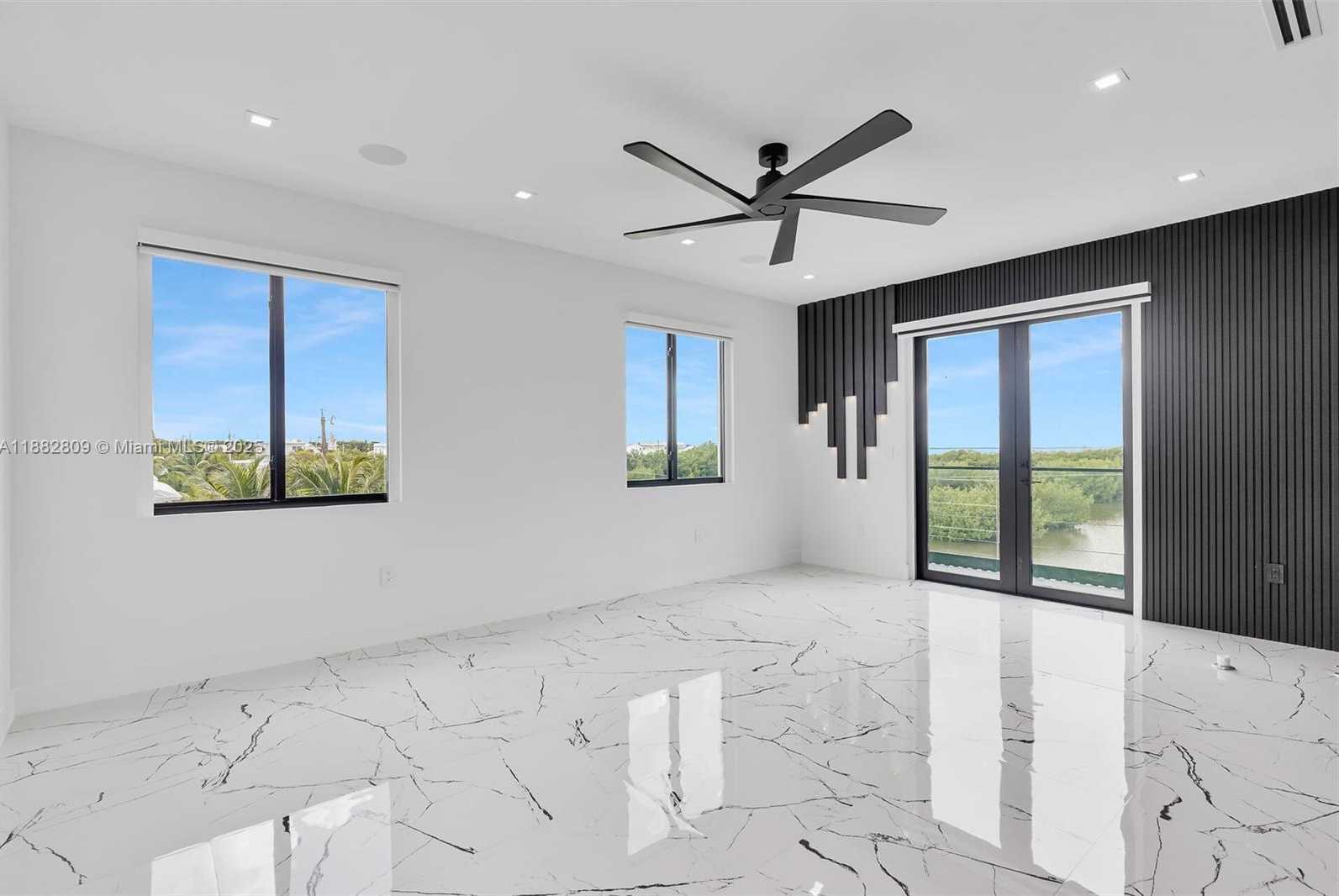 Small Image of 141 GRASSY RD, Key Largo Number 36