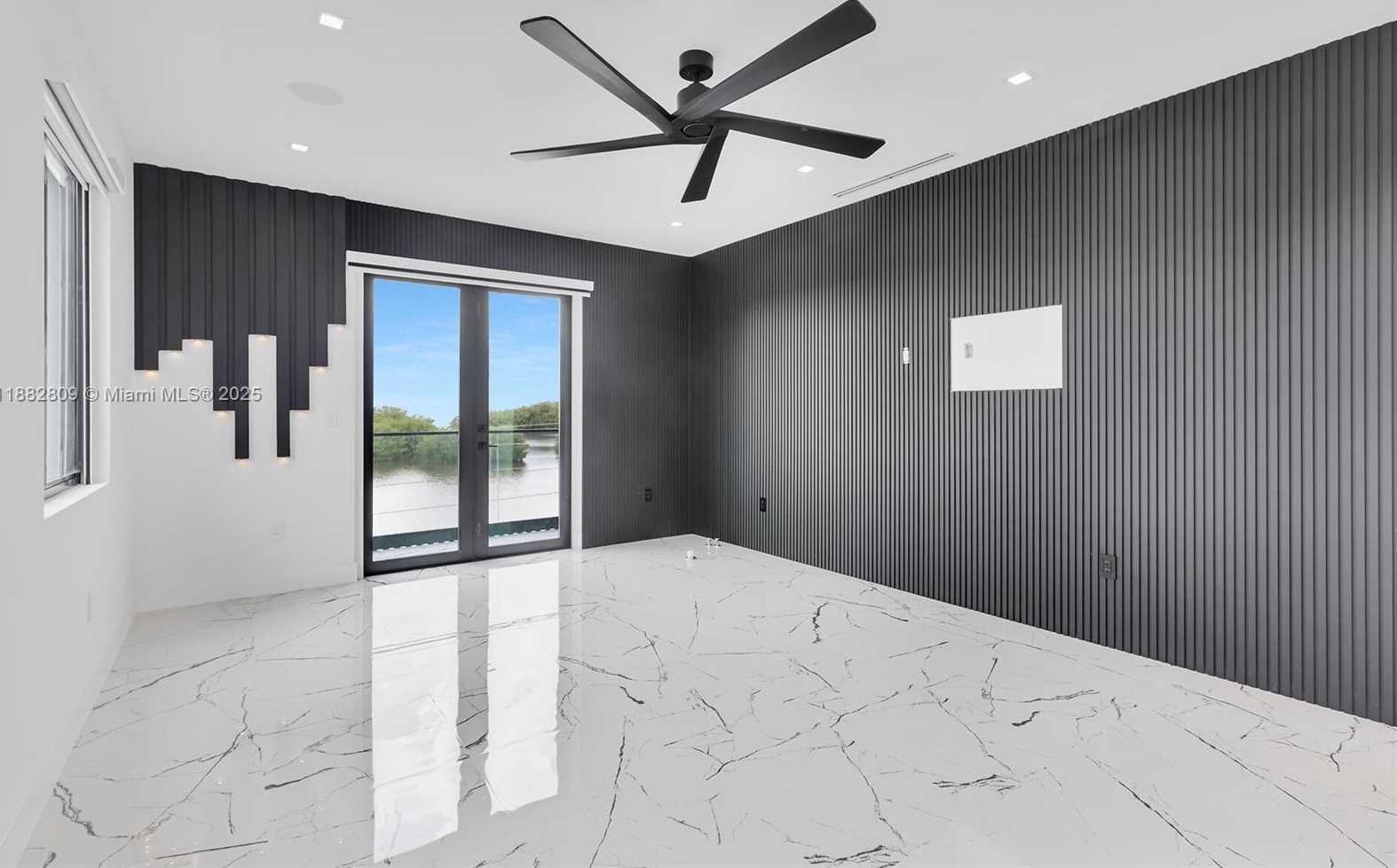 Small Image of 141 GRASSY RD, Key Largo Number 37
