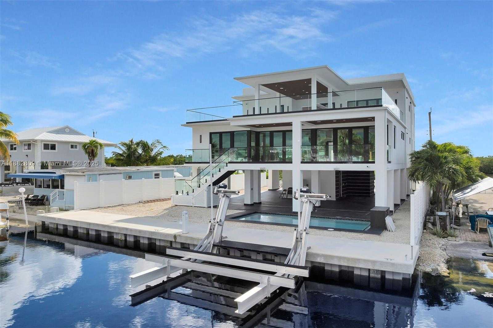 Small Image of 141 GRASSY RD, Key Largo Number 4