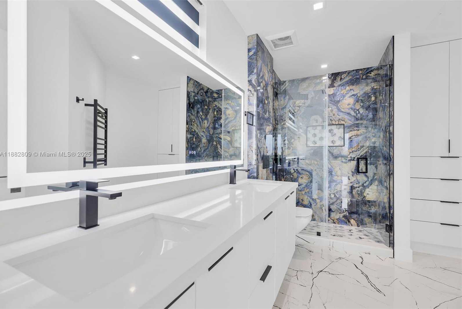Small Image of 141 GRASSY RD, Key Largo Number 45