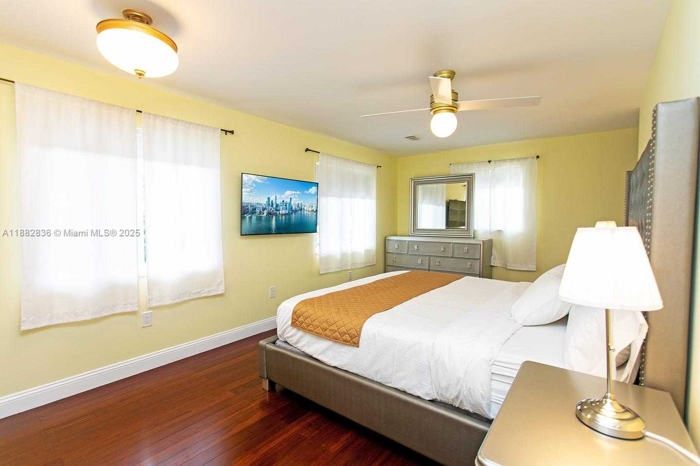 Small Image of 809 SOUTH 17TH AVE, Hollywood Number 12
