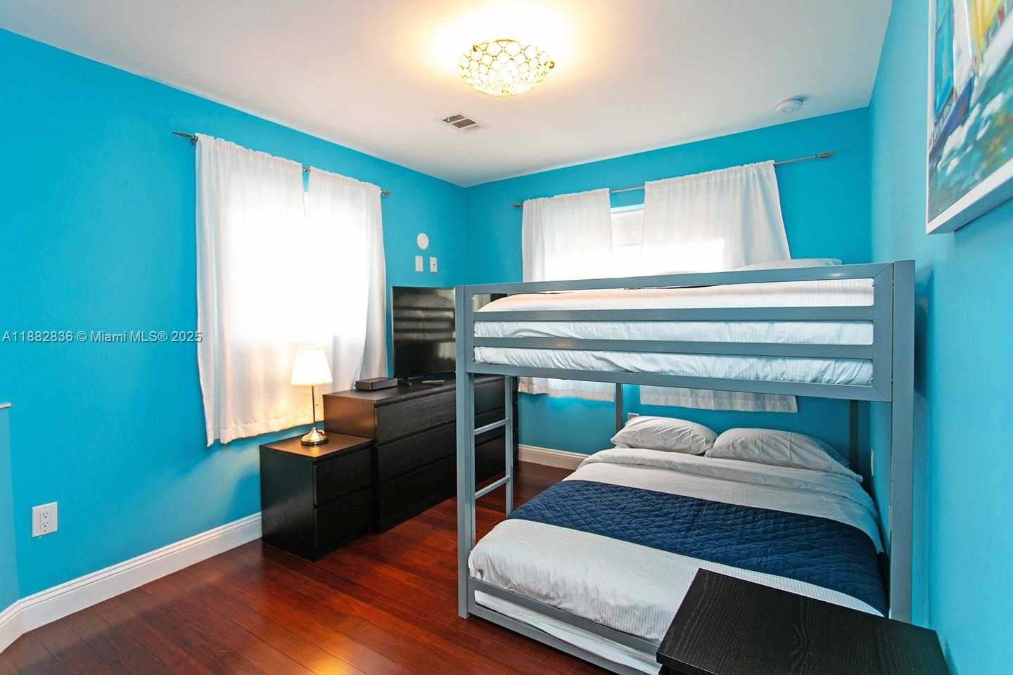 Small Image of 809 SOUTH 17TH AVE, Hollywood Number 20