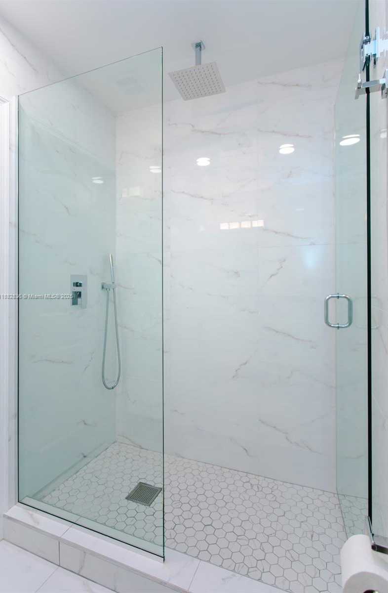 Small Image of 809 SOUTH 17TH AVE, Hollywood Number 33