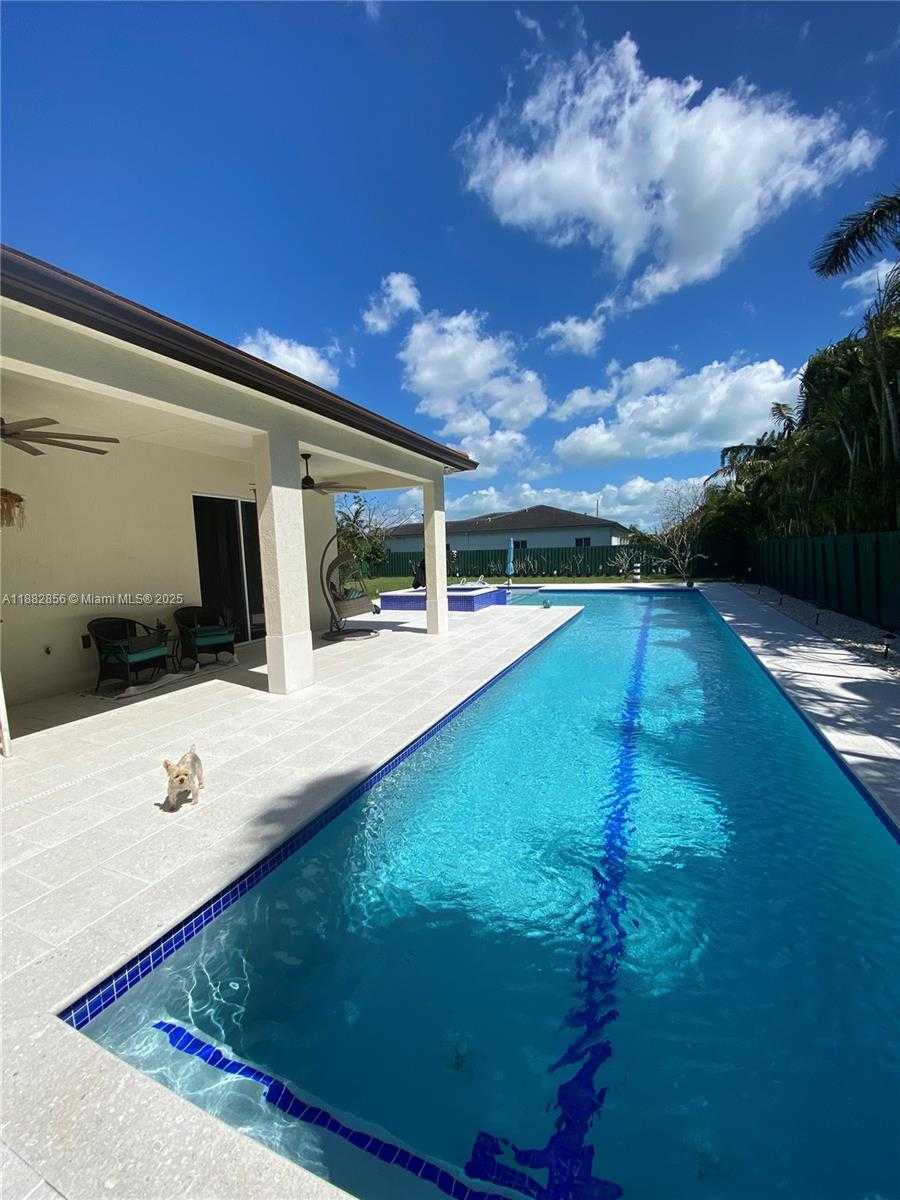 Small Image of 8250 SOUTH WEST 188TH TER, Cutler Bay Number 2