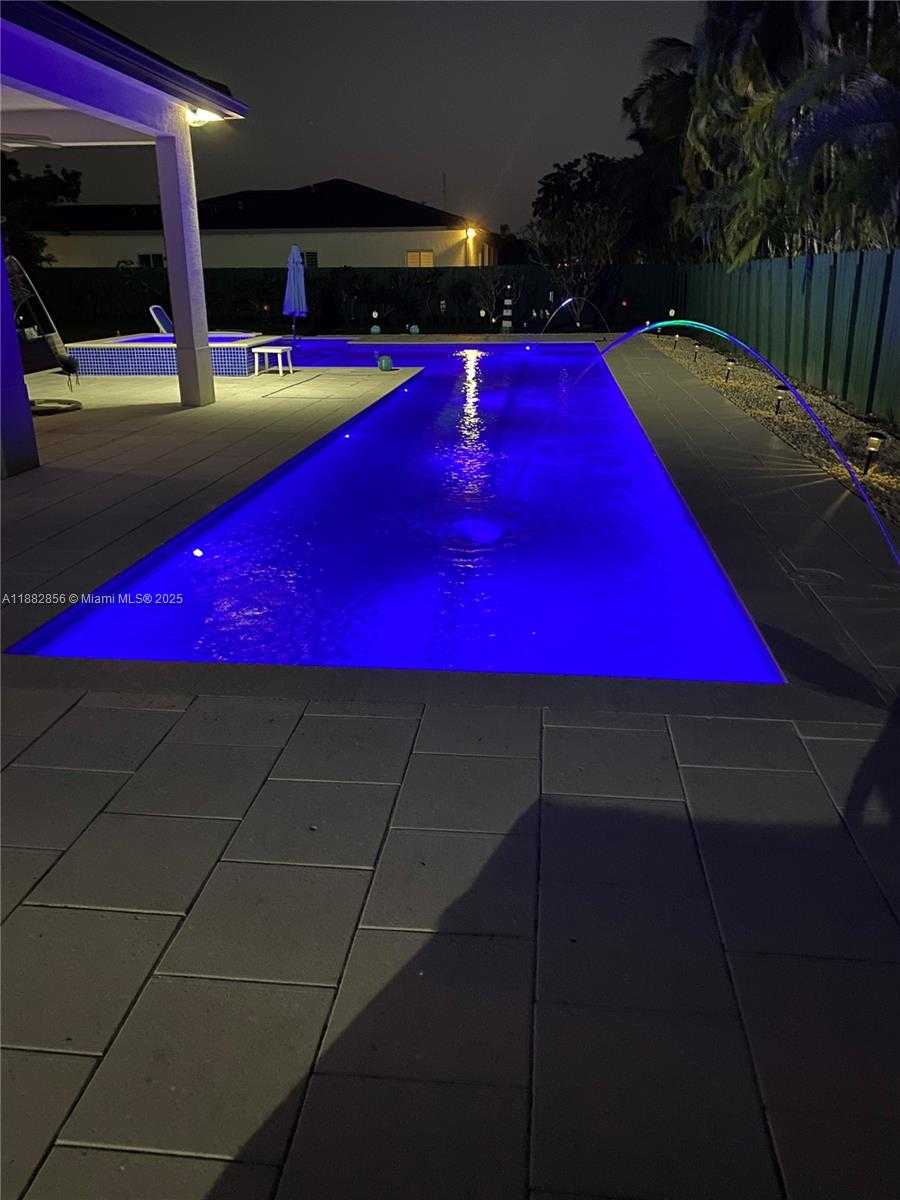 Small Image of 8250 SOUTH WEST 188TH TER, Cutler Bay Number 3