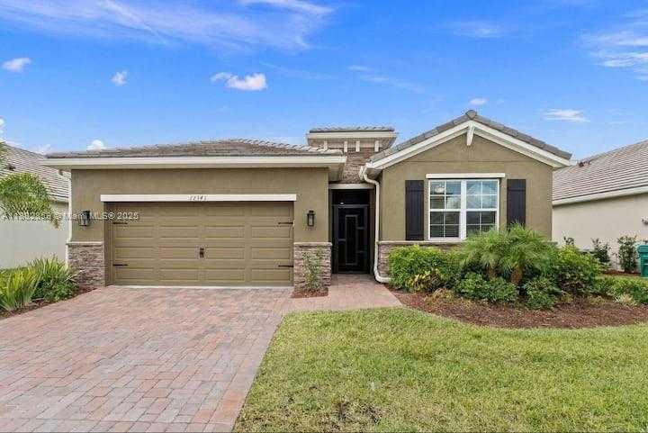 Small Image of 12341 SOUTH WEST ARABELLA DR, Port St. Lucie Number 6