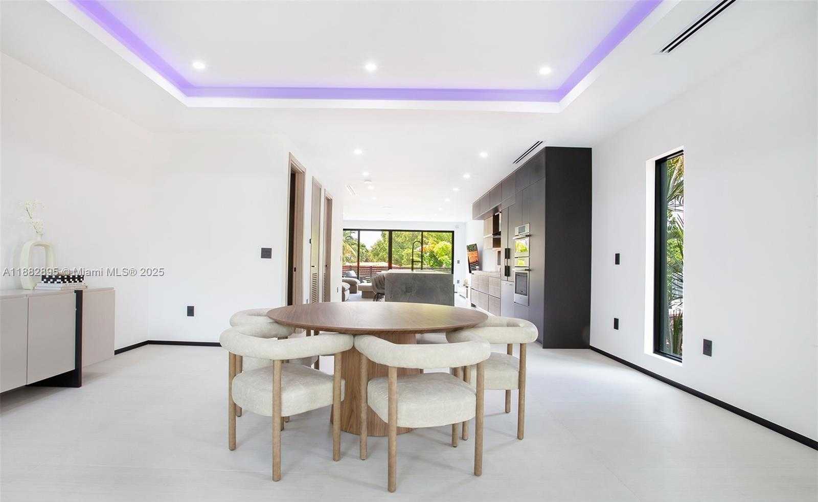 Small Image of 420 SOUTH WEST 15TH RD, Miami Number 14