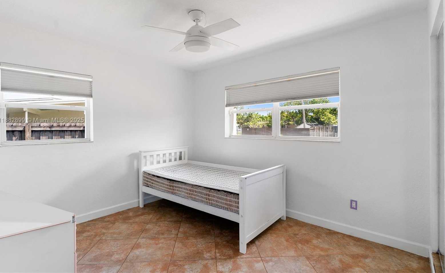 Small Image of 9835 SOUTH WEST 197TH ST, Cutler Bay Number 15