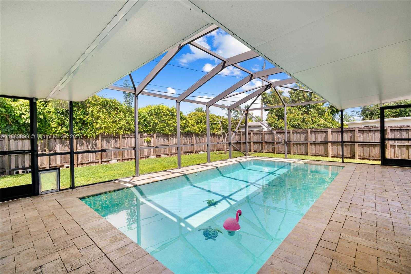 Small Image of 9835 SOUTH WEST 197TH ST, Cutler Bay Number 2
