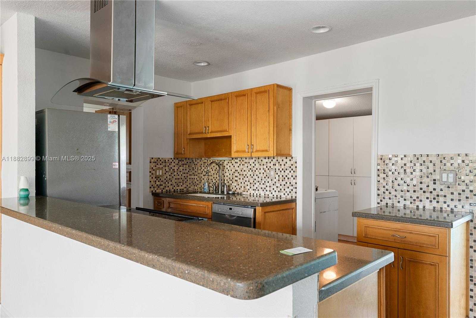 Small Image of 9835 SOUTH WEST 197TH ST, Cutler Bay Number 6