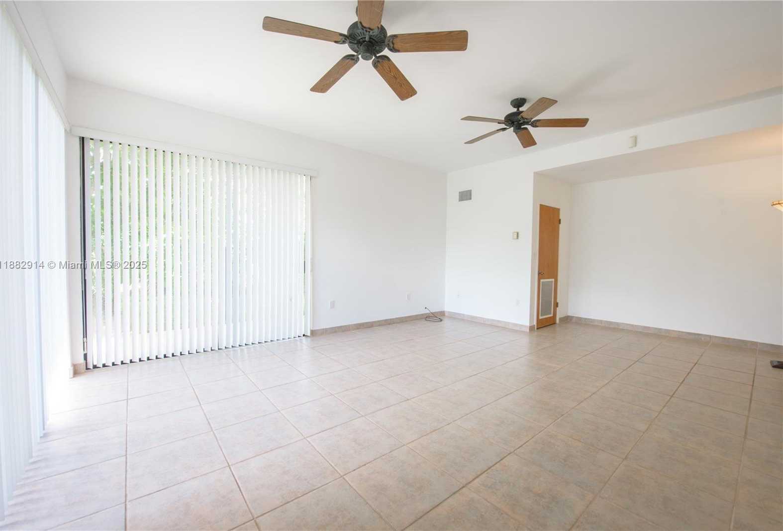 Small Image of 23451 SOUTH WEST 162ND AVE, Homestead Number 17