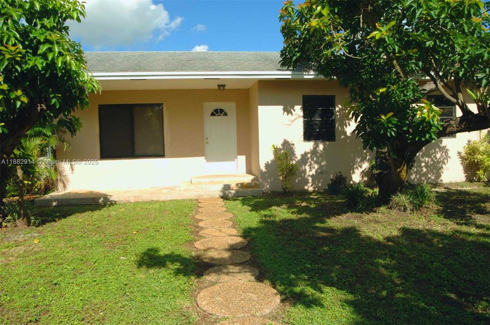 Small Image of 23451 SOUTH WEST 162ND AVE, Homestead Number 48