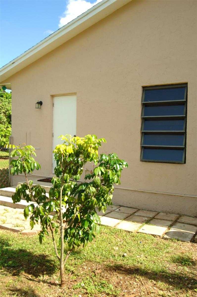 Small Image of 23451 SOUTH WEST 162ND AVE, Homestead Number 58