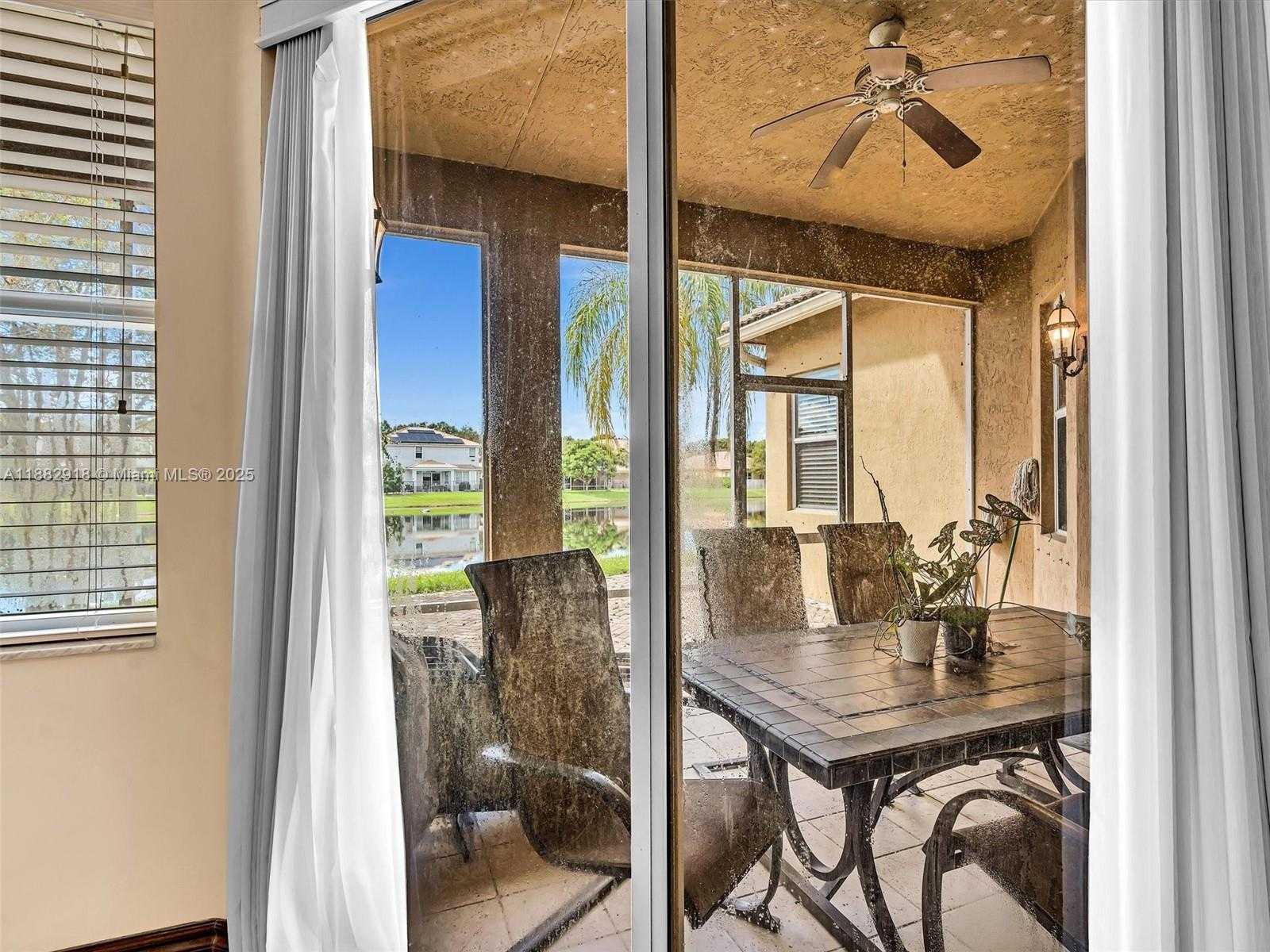 Small Image of 19222 CRYSTAL ST, Weston Number 35