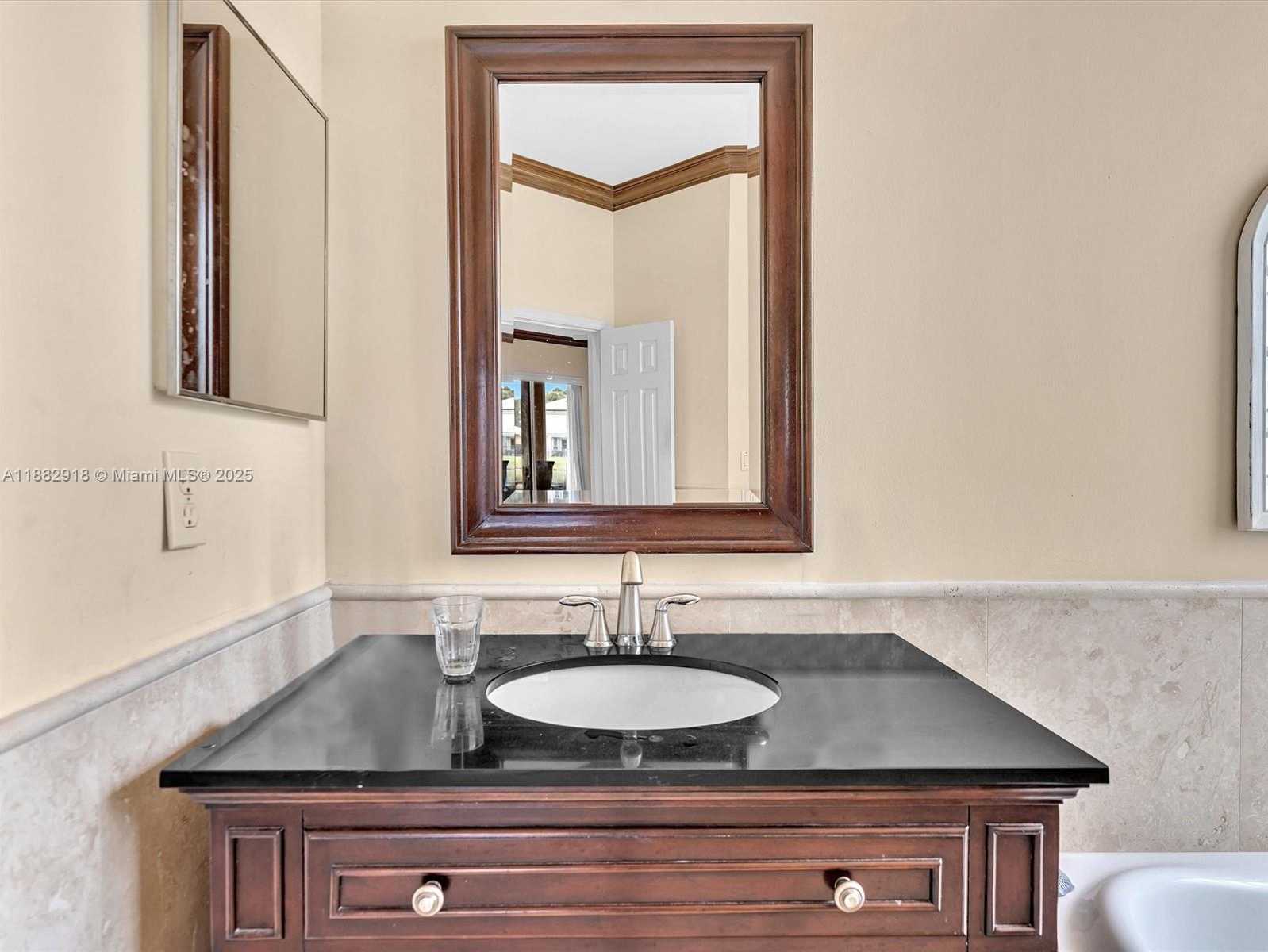Small Image of 19222 CRYSTAL ST, Weston Number 39