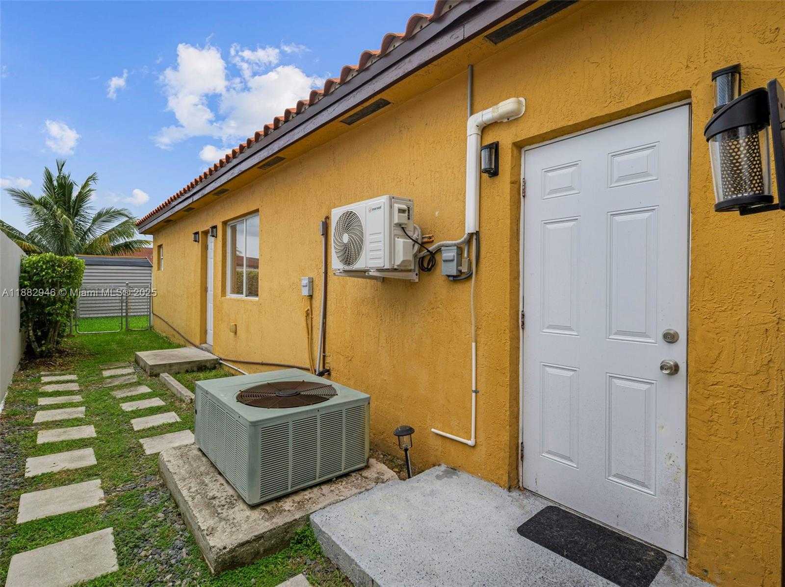 Small Image of 13344 SOUTH WEST 252 LANE, Homestead Number 24