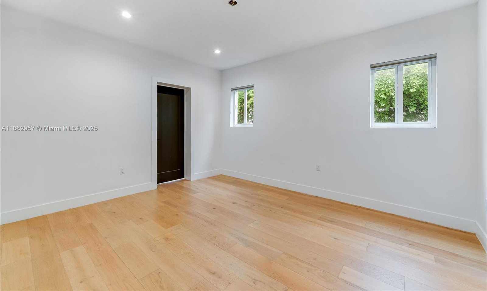 Small Image of 4301 NORTH WEST 6TH AVE, Miami Number 13