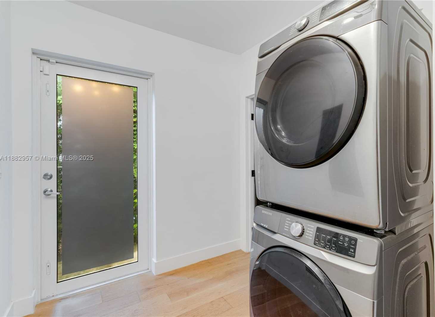 Small Image of 4301 NORTH WEST 6TH AVE, Miami Number 19