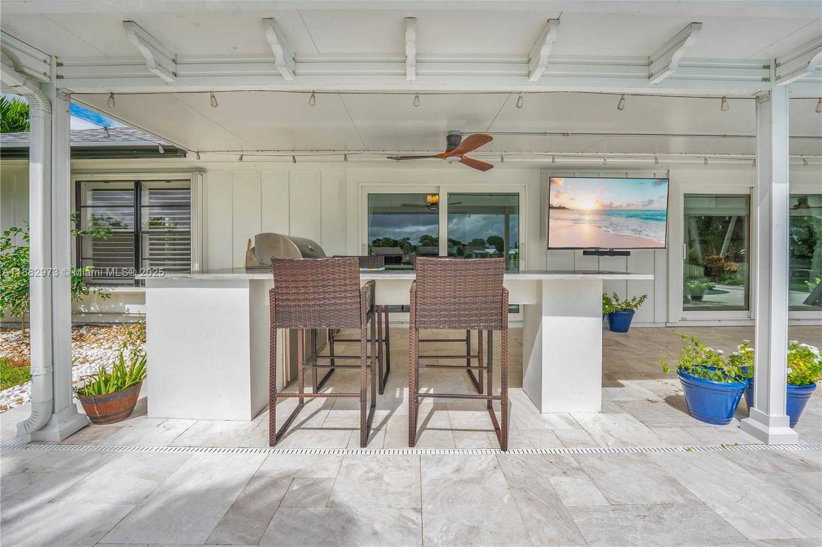 Small Image of 7104 SOUTH EAST BUNKER HILL DR, Hobe Sound Number 29